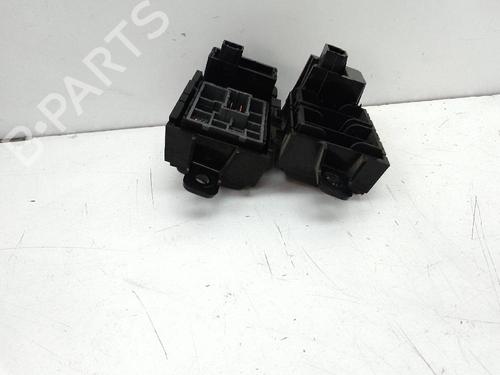 Used Headlight switch NISSAN JUKE (F15) 1.5 dCi (110 hp) 18737763