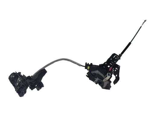 Høyre foran lås MERCEDES-BENZ E-CLASS T-Model (S213) E 220 d 4-matic (213.205) (200 hp) 30098599