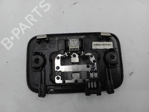 Used Interior roof light HYUNDAI i20 II (GB, IB) 1.2 (84 hp) 27445602