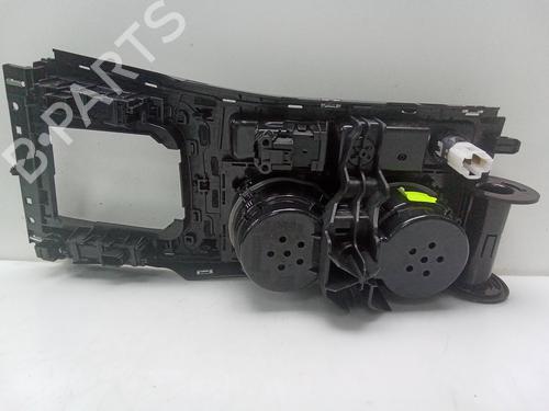 Middle console VW GOLF VII (5G1, BQ1, BE1, BE2) 2.0 GTD | BP28147992I22 
