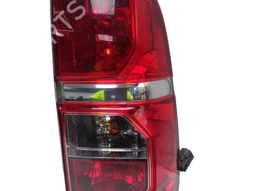 Used Right taillight Right taillight 18576332 18576332