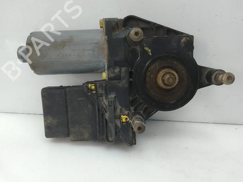 Used Right rear window motor VW PASSAT B7 Variant (365) 1.6 TDI (105 hp) 28150807
