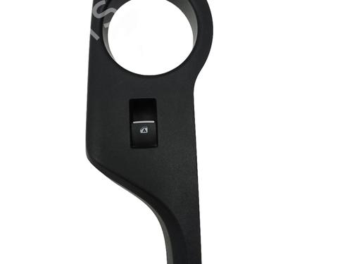 Used Switch Switch TOYOTA C-HR (_X1_) 1.8 Hybrid (ZYX10_, ZYX11_, ZYX10R, ZYX11R) (122 hp) 18597777 18597777