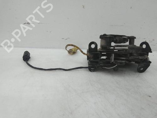 Used Hood lock BMW 5 (F10) 535 i xDrive (306 hp) 25018596