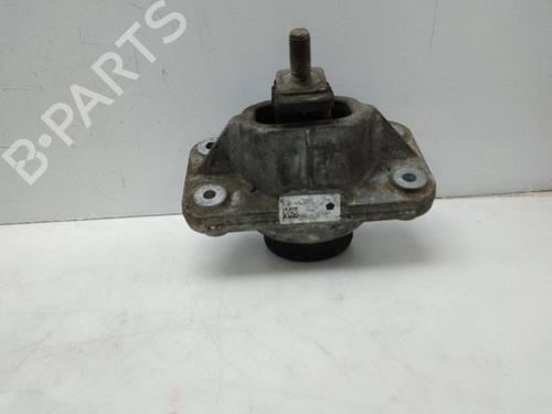Used Engine mount LAND ROVER RANGE ROVER VELAR (L560) 2.0 P300 Si4 4x4 (300 hp) 24304930