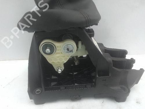 Gear lever FIAT 500X (334_) 1.3 D Multijet (334AXH1A) | BP21213663M90 