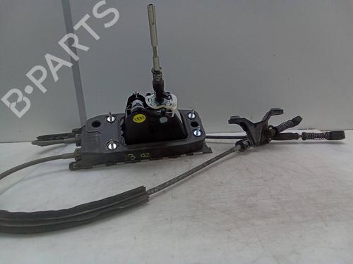 Used Gear lever VW GOLF VII (5G1, BQ1, BE1, BE2) 1.5 TGI (130 hp) 28147479