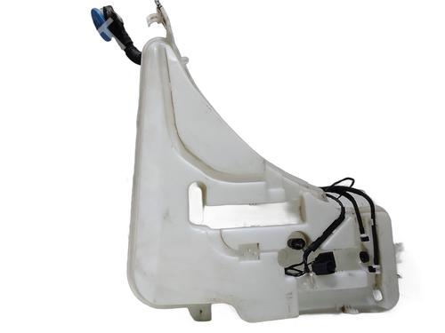 Used Windscreen washer tank Windscreen washer tank BMW 1 (F20) 118 i (136 hp) 34123397 34123397