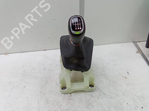 Used Gear lever Gear lever KIA XCEED (CD) 1.0 T-GDI (120 hp) 18915407 18915407