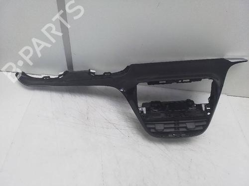 Air vent PEUGEOT 208 I (CA_, CC_) 1.2 THP 110 | BP19505934I21