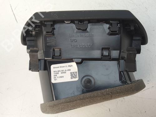 Air vent SEAT LEON Sportstourer (KL8, KLD) 2.0 TDI | BP28149527I21