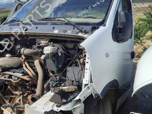Used Left front steering knuckle RENAULT MASTER II Platform/Chassis (ED/HD/UD) 2.5 dCi 100 (ED4V, ED8V) (99 hp) 18579139
