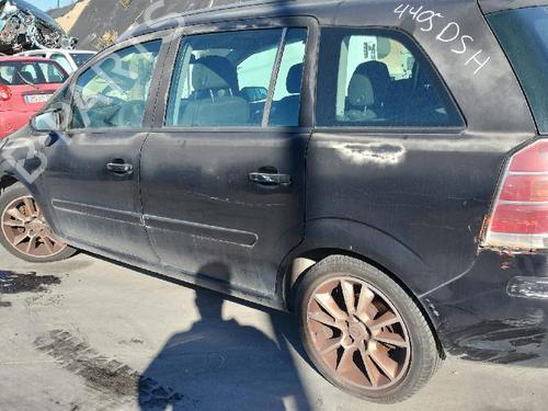 Used Rear axle OPEL ZAFIRA / ZAFIRA FAMILY B (A05) 1.9 CDTI (M75) (100 hp) 18590094
