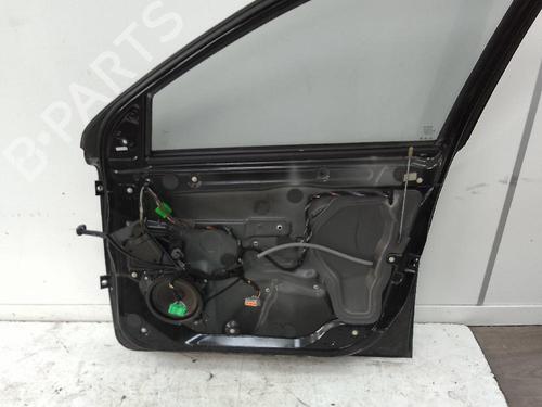 Right front door VOLVO XC90 I (275) D5 AWD | BP18738139C3 