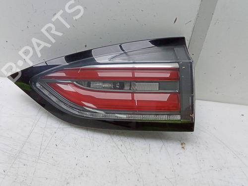 Used Right tailgate light Right tailgate light 19138072 19138072