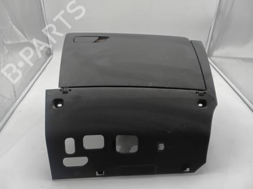 Used Glove box AUDI A3 (8V1, 8VK) 1.6 TDI (115 hp) 28146084