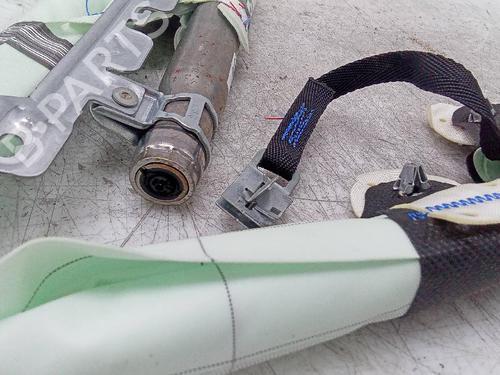 Used Left curtain airbag INFINITI Q30 1.5 D (109 hp) 19492937