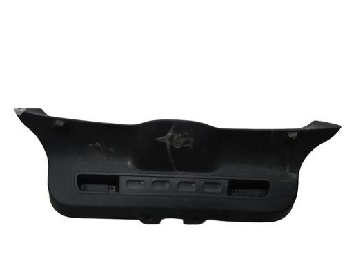 Used Boot lining CITROËN C3 III (SX) 1.5 BlueHDi 100 (SXYHYP, SXYHTU) (102 hp) 32723797