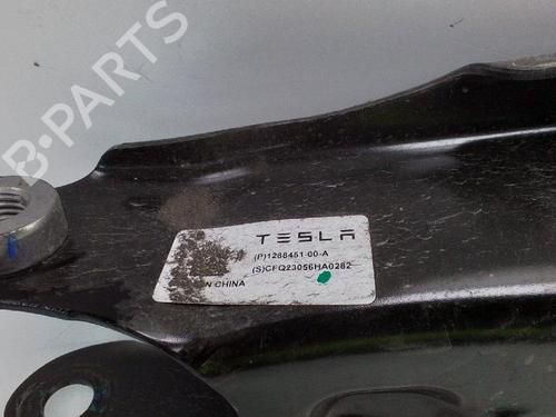 Right rear suspension arm TESLA MODEL Y (5YJY) Long Range All-wheel Drive | BP25302758M15 