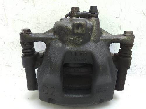Venstre bremsekaliber foran TOYOTA AURIS Estate (_E18_) 1.6 (ZRE185_) (132 hp) 29420667