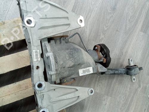 Used Rear axle MERCEDES-BENZ V-CLASS (W447) V 220 CDI / d 4-matic (447.811, 447.813) (163 hp) 28148057