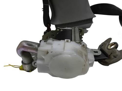 Front right seatbelt TOYOTA RAV 4 III (_A3_) 2.2 D 4WD (ALA30_, ALA30R) | BP30098746I25 