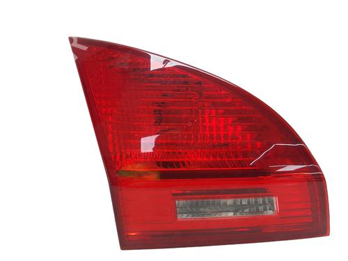 Używane Lampa tylna klapy bagażnika lewa KIA VENGA (YN) 1.4 CRDi 90 (90 hp) 30921655