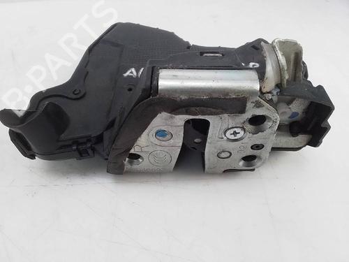 Front right lock TOYOTA AURIS (_E18_) 1.8 Hybrid (ZWE186_, ZWE186R) | BP26054422C97