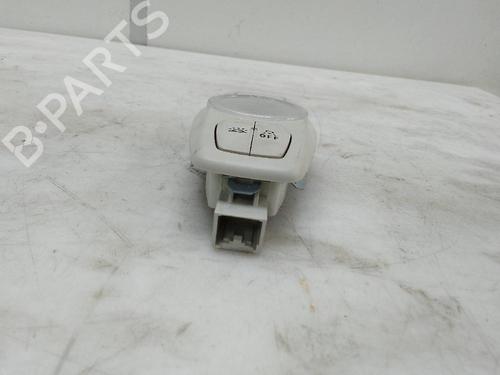 Used Interior roof light FORD FOCUS III 1.6 TDCi (115 hp) 18585399