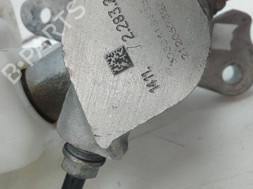 Used Brake master cylinder BMW 1 (F20) 118 d (143 hp) 18581447