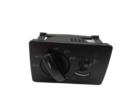 BP30051578I24 main image