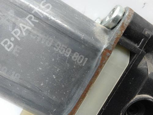 Left front window motor AUDI A4 B9 Avant (8W5, 8WD) 2.0 TDI | BP21566654E21 