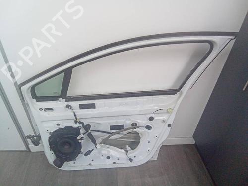 Used Right front door RENAULT CLIO IV (BH_) 1.2 16V (73 hp) 18839752