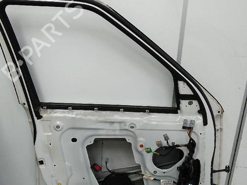 Left front door LAND ROVER RANGE ROVER SPORT I (L320) 2.7 D 4x4 | BP23985013C2 