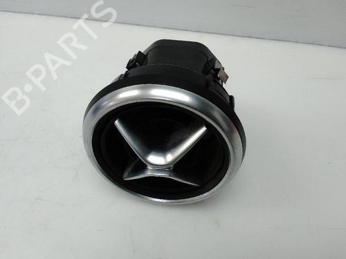 Used Air vent MERCEDES-BENZ A-CLASS (W176) A 180 CDI / d (176.012) (109 hp) 22188465