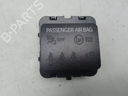 Used Electronic module Electronic module TOYOTA AURIS Estate (_E18_) 2.0 D-4D (ADE186_) (124 hp) 18585526 18585526