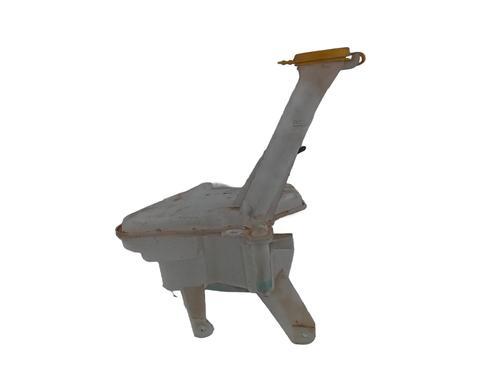 windscreen-washer-tank-toyota-yaris-_p13_-14-d-nlp130_-nlp130-sin-ref-2010-2011-2012-2013-2014-2015-2016-2017-2018-2019-2020-18573402 main image