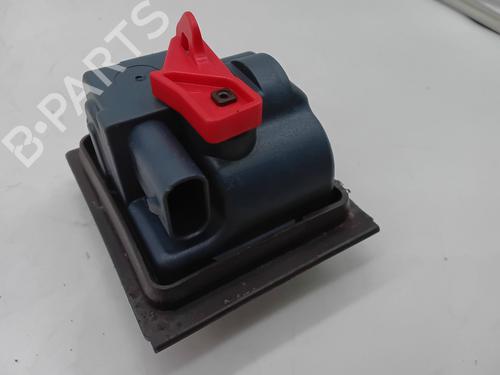 Switch MERCEDES-BENZ E-CLASS T-Model (S213) E 220 d 4-matic (213.205) | BP30098661I30