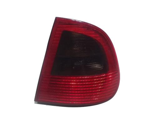 Feu arrière droit SEAT CORDOBA Vario (6K5) 1.4 i (60 hp) 31967830