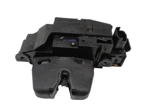 Bagklap lås PEUGEOT 308 III (FB_, FH_, FP_, F3_, FM_) PureTech 130 (FPHNSL, FPHNST) (131 hp) 30803073