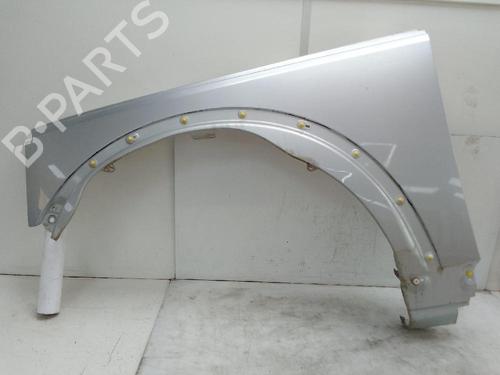 Left front fenders LAND ROVER DISCOVERY III (L319) 2.7 TD 4x4 | BP27587598C41 