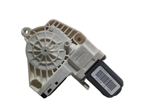 Used Right rear window motor Right rear window motor LAND ROVER RANGE ROVER SPORT I (L320) 3.0 D 4x4 (245 hp) 35801339 35801339