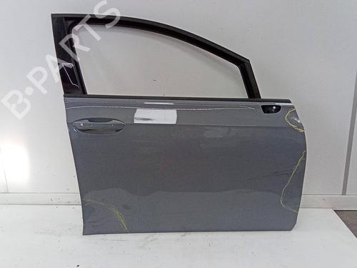 Used Right front door VW GOLF VII (5G1, BQ1, BE1, BE2) 1.5 TGI (130 hp) 28149475