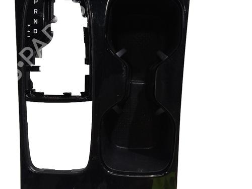 Used Cup/Object holder HYUNDAI TUCSON (NX4E, NX4A) 1.6 CRDi Hybrid 48V (136 hp) 30195597