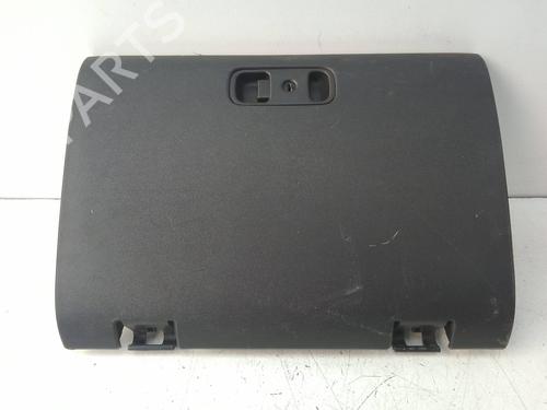 Used Glove box Glove box 18826958 18826958
