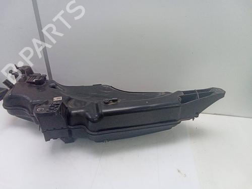 Used AdBlue tank VW GOLF VIII (CD1, DA1) 2.0 TDI (116 hp) 28147759
