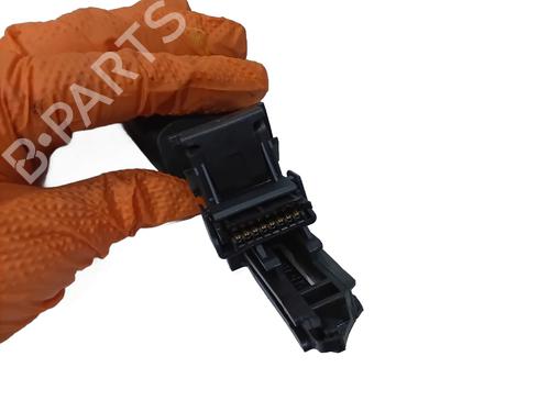 Commandes au volant PEUGEOT 3008 II SUV (MC_, MR_, MJ_, M4_) 1.5 BlueHDi 130 | BP30506308E15 