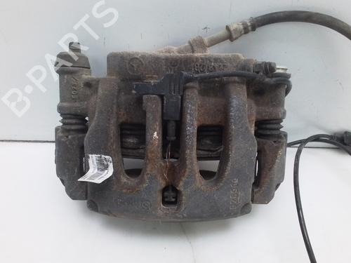 Used Right front brake caliper MERCEDES-BENZ VITO Van (W447) 116 CDI (447.601, 447.603, 447.605) (163 hp) 28420773