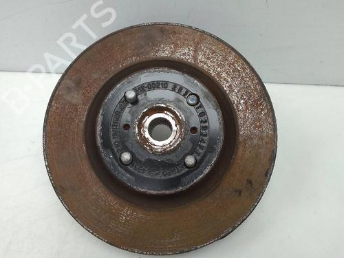 Used Left front steering knuckle TOYOTA YARIS (_P13_) 1.5 Hybrid (NHP130_, NHP130) (101 hp) 23643376