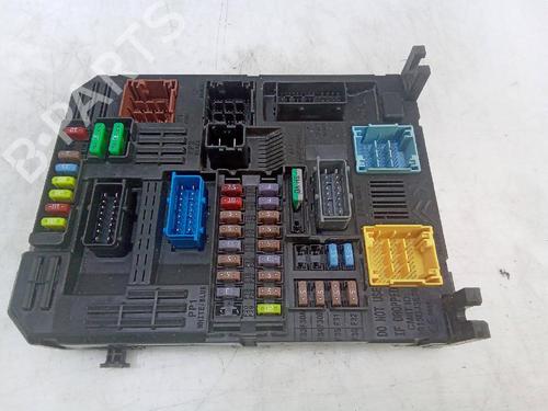 Fuse box PEUGEOT 3008 II SUV (MC_, MR_, MJ_, M4_) 1.2 THP/ PureTech 130 (MRHNSM, MRHNSU, MRHNSJ, MRHNYW,... | BP18593616E1 